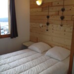 T3 Lamadalet à Super-Besse, chambre avec lit double 140x190