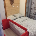 T3 Lamadado à Super-Besse, chambre avec lit double 140x190 et lit parapluie